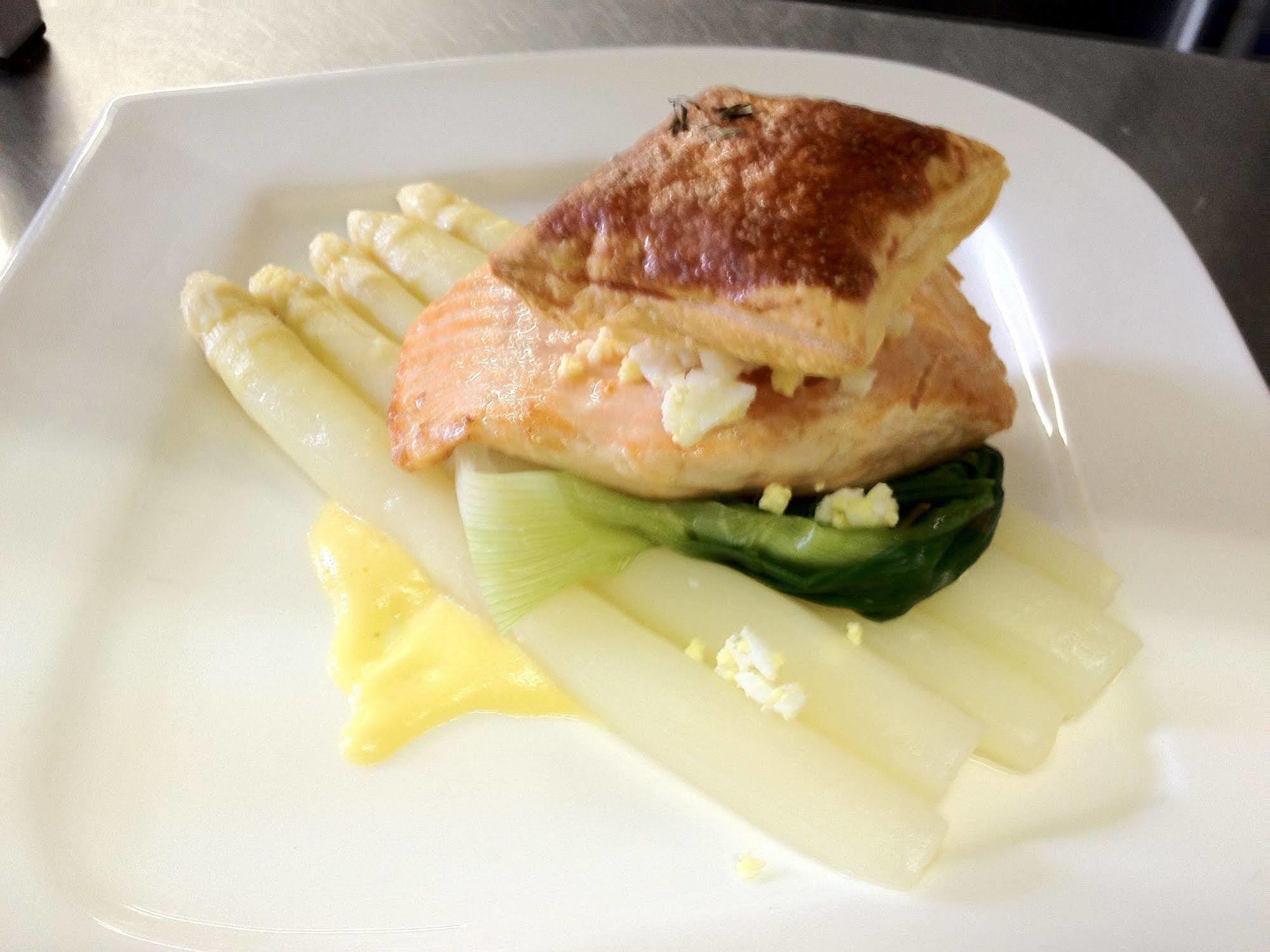 Hotel Restaurant Goerres Akkrum ภายนอก รูปภาพ