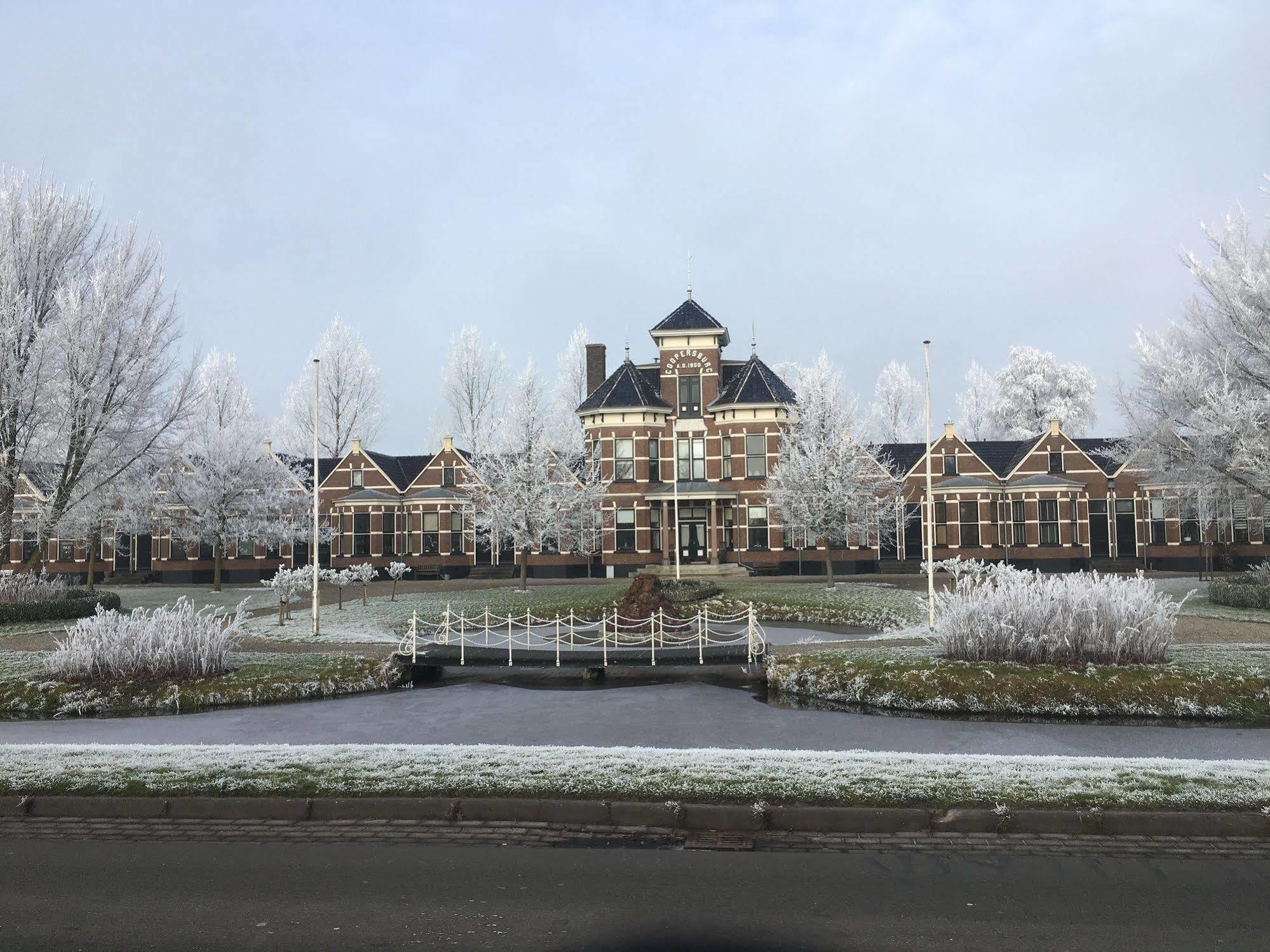 Hotel Restaurant Goerres Akkrum ภายนอก รูปภาพ